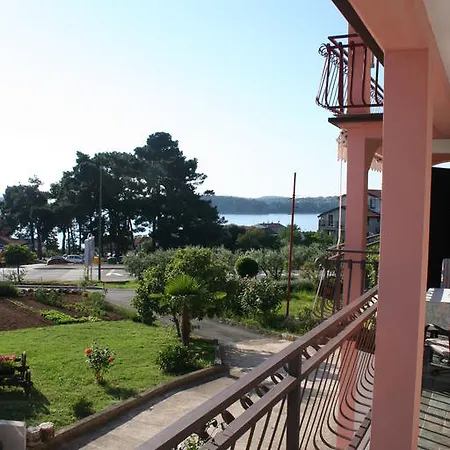 Guest house Zohil 3*